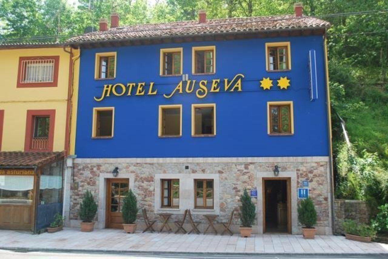Auseva Hotell Covadonga Exteriör bild