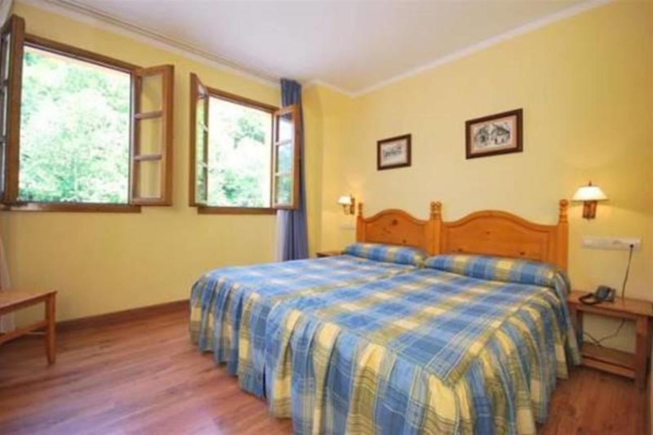 Auseva Hotell Covadonga Exteriör bild